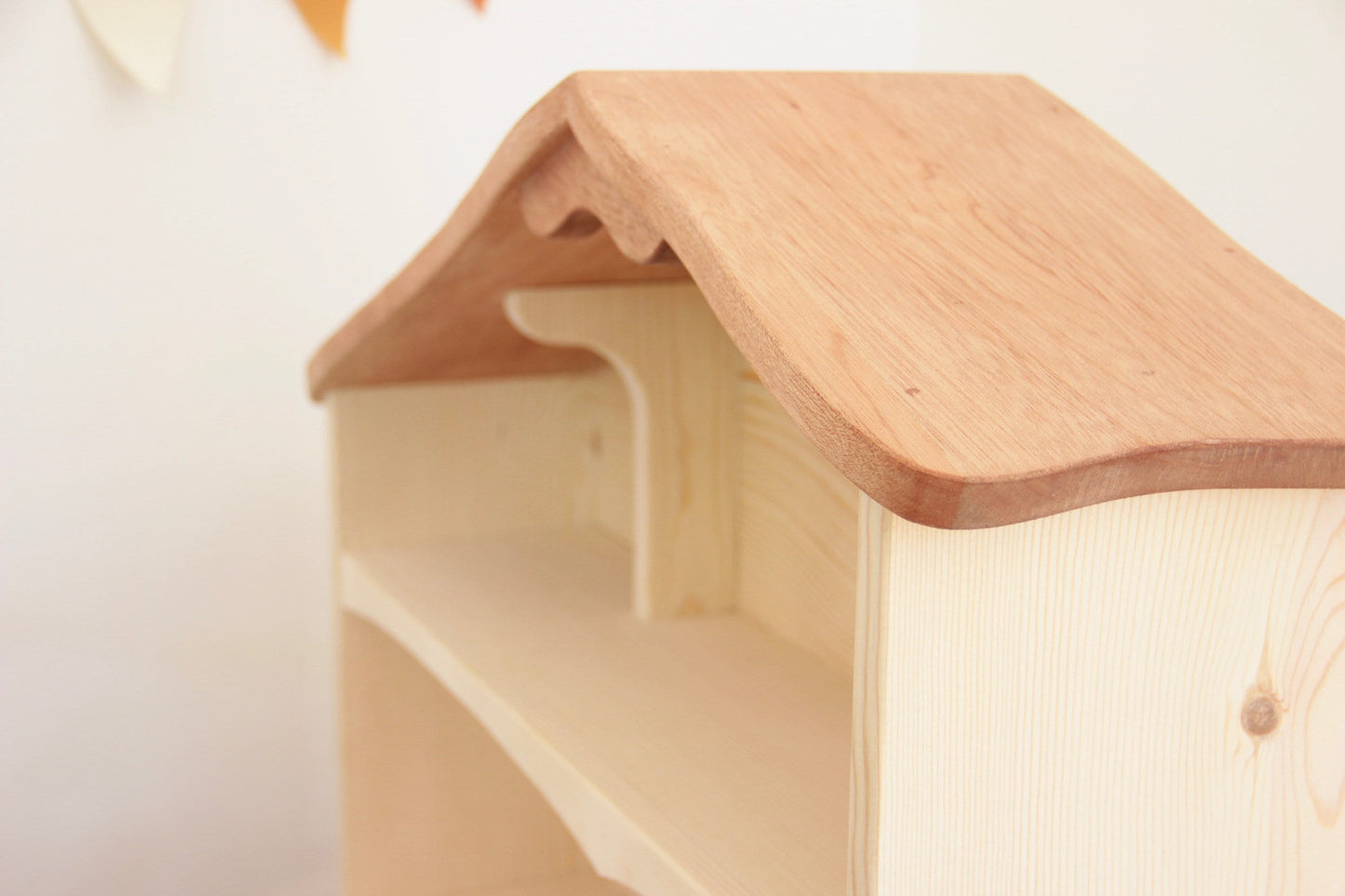 Large Deluxe Wood Dollhouse